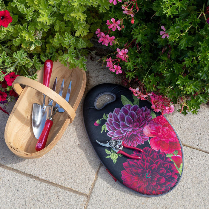 Garden Fragrance in Spring