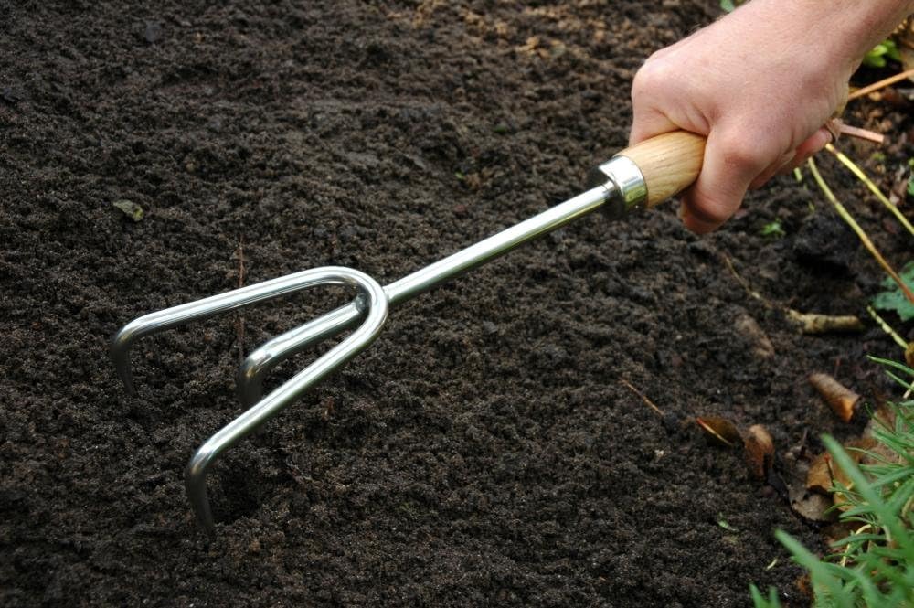 Hand Rake Food Plots Claw Cultivator - Hand Rake (Stainless Steel) — Gardening Gifts Co.